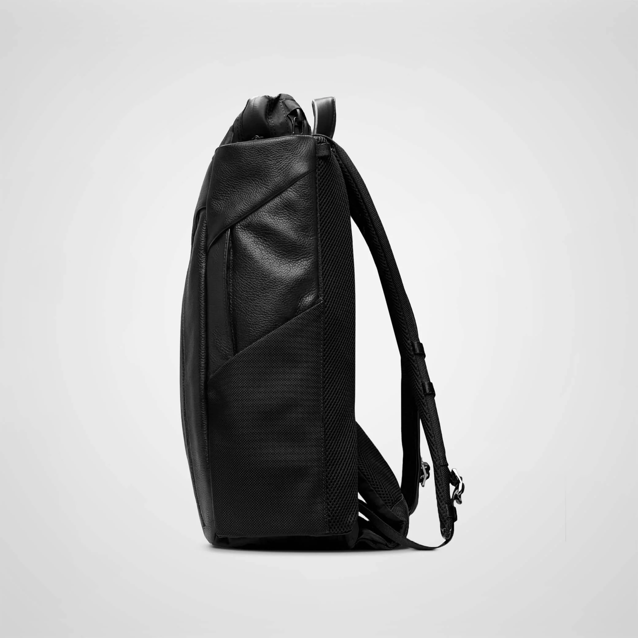 LEATHER ANTI-THEFT SPEED BACKPACK - Image 43